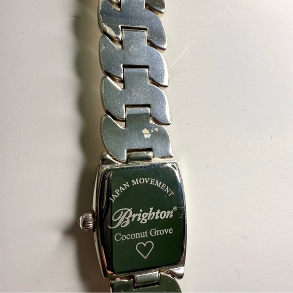Brighton-Watch-Coconut Grove-Two Tone Silver and Gold-New Battery-Slight Wear - Picture 9 of 11